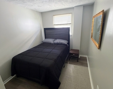 351 Mill Rock Road - Photo Thumbnail 15
