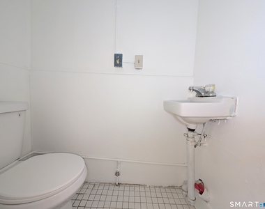 107 Catherine Street - Photo Thumbnail 17