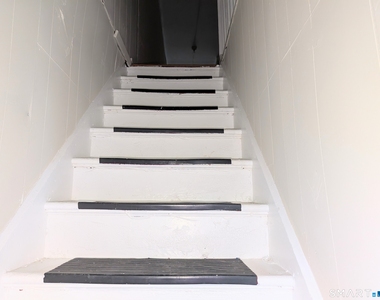 107 Catherine Street - Photo Thumbnail 6