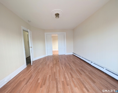 107 Catherine Street - Photo Thumbnail 9