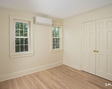 40 Unit B Seminary Street - Photo Thumbnail 10