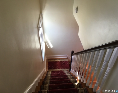 11 Fairlea Avenue - Photo Thumbnail 25
