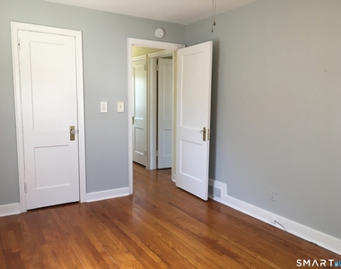 11 Fairlea Avenue - Photo Thumbnail 22