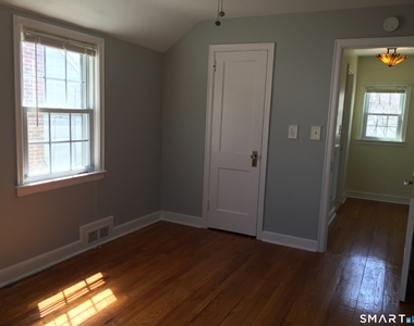 11 Fairlea Avenue - Photo Thumbnail 23