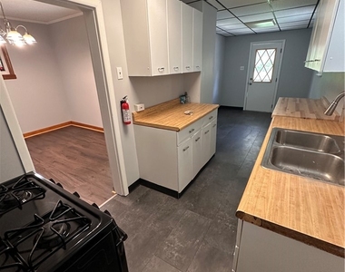 1418 Beckham St - Photo Thumbnail 16