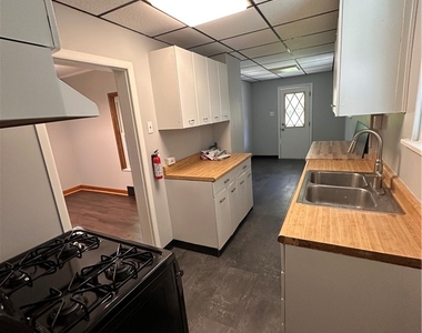1418 Beckham St - Photo Thumbnail 18