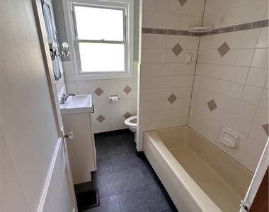 1418 Beckham St - Photo Thumbnail 7
