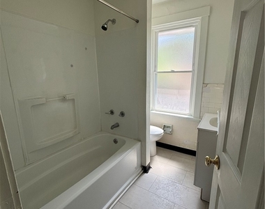 224 Johnston Ave - Photo Thumbnail 13