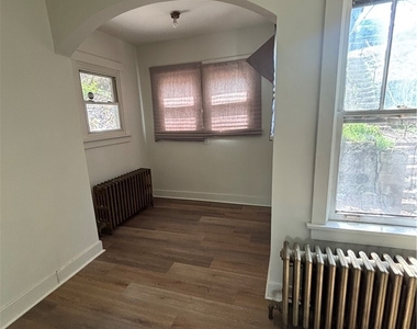 224 Johnston Ave - Photo Thumbnail 4