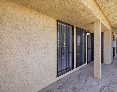2221 W Bonanza Road - Photo Thumbnail 1