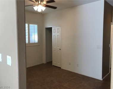 9191 Dutch Oven Court - Photo Thumbnail 13