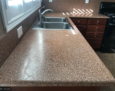 9191 Dutch Oven Court - Photo Thumbnail 10