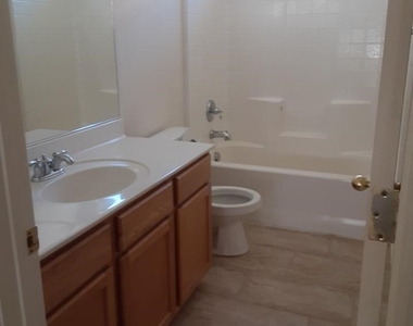 8779 Salvestrin Point Avenue - Photo Thumbnail 11