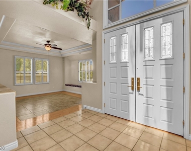 9101 Crystal Lake Court - Photo Thumbnail 7