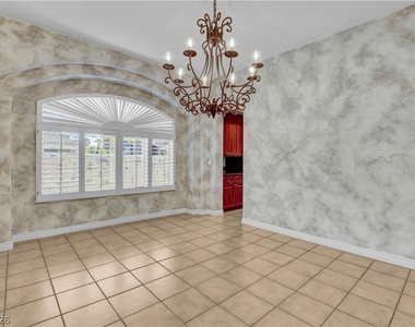 9101 Crystal Lake Court - Photo Thumbnail 33