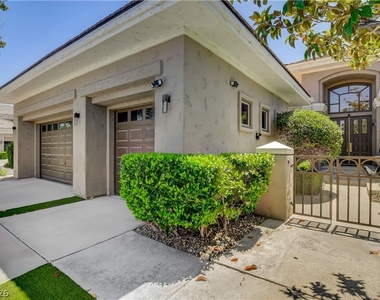 9101 Crystal Lake Court - Photo Thumbnail 4