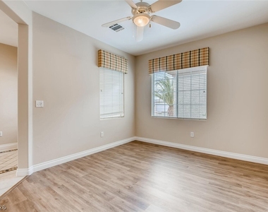 2316 Desert Fox Drive - Photo Thumbnail 13