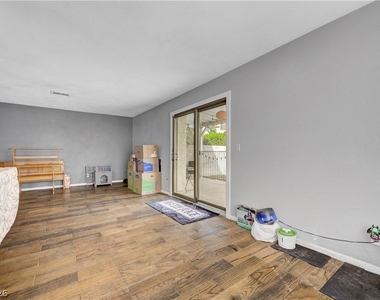 6644 Pepperidge Way - Photo Thumbnail 17