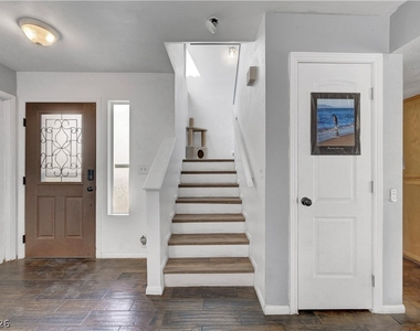 6644 Pepperidge Way - Photo Thumbnail 20