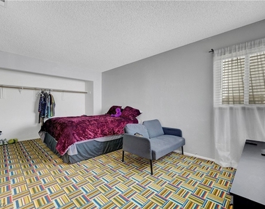 6644 Pepperidge Way - Photo Thumbnail 27
