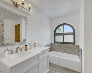 6644 Pepperidge Way - Photo Thumbnail 25