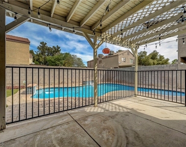 6644 Pepperidge Way - Photo Thumbnail 33