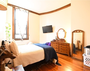 94 Averill Avenue - Photo Thumbnail 16