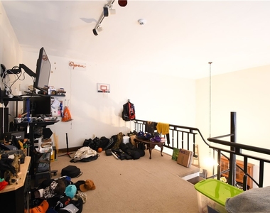 94 Averill Avenue - Photo Thumbnail 10