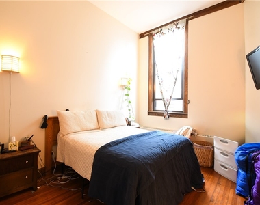94 Averill Avenue - Photo Thumbnail 15