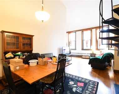 94 Averill Avenue - Photo Thumbnail 8