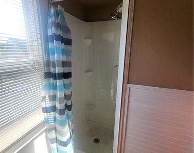 1368 Harlem Road - Photo Thumbnail 11