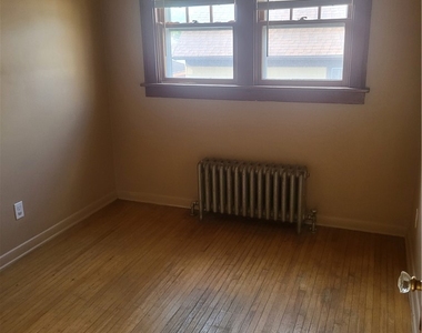 1368 Harlem Road - Photo Thumbnail 8