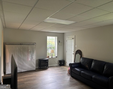 300 Harcourt Place - Photo Thumbnail 36