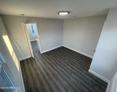 1257 Washington Avenue - Photo Thumbnail 1