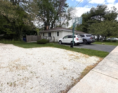 1210 Allaire Avenue - Photo Thumbnail 2