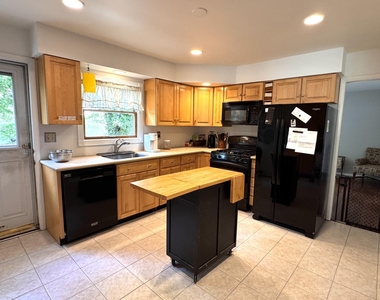 1210 Allaire Avenue - Photo Thumbnail 6
