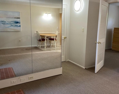 548 Ocean Boulevard - Photo Thumbnail 5