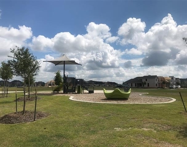 13244 Jonata Street - Photo Thumbnail 24