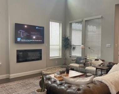 13244 Jonata Street - Photo Thumbnail 12