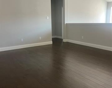 13244 Jonata Street - Photo Thumbnail 23