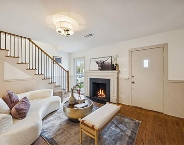 1130 Pioneer Drive - Photo Thumbnail 4