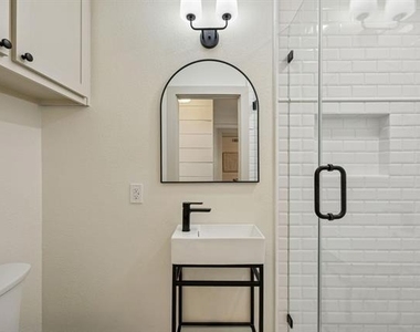 1130 Pioneer Drive - Photo Thumbnail 18