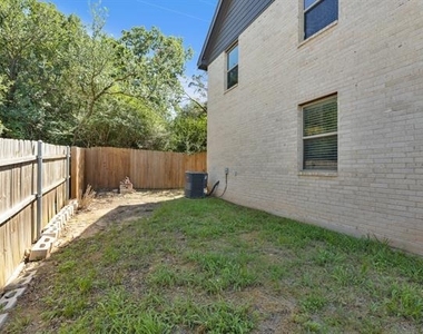 1713 Bronco Road - Photo Thumbnail 13