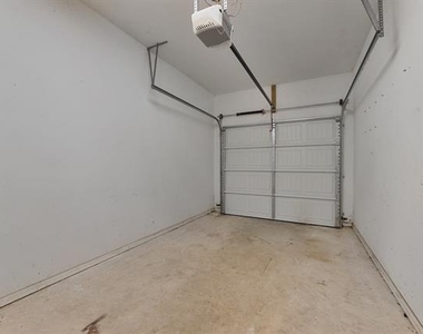 1713 Bronco Road - Photo Thumbnail 10