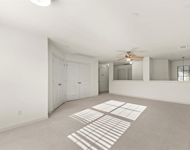 7904 Hannah Street - Photo Thumbnail 10