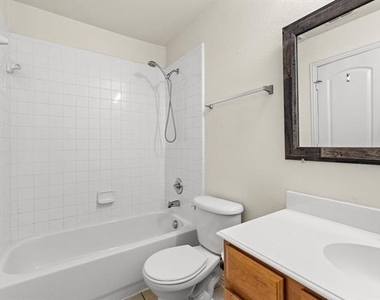 7904 Hannah Street - Photo Thumbnail 23