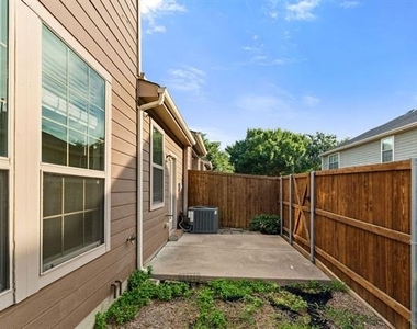 7904 Hannah Street - Photo Thumbnail 26