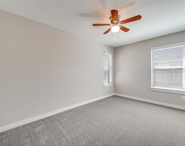 612 N 6th - Photo Thumbnail 17