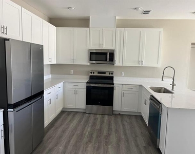 443 Richlands Way - Photo Thumbnail 7