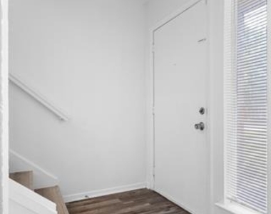 2205 Chase Court - Photo Thumbnail 5